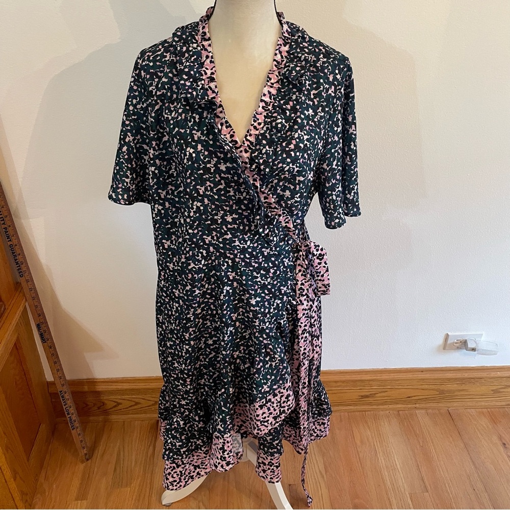 NWT Eloquii animal print wrap dress size 14